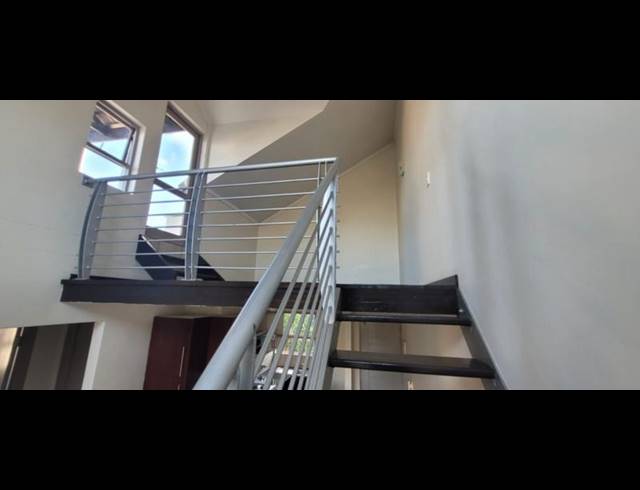 2 BEDROOM PROPERTY TO RENT IN LONEHILL